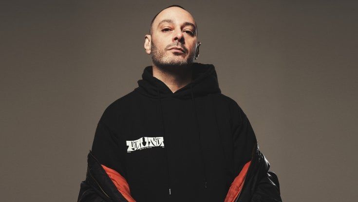 Il 'Caos' di Fabri Fibra: "Se non ci fosse il rap finirei nei guai"