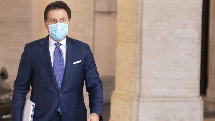 Virus, prima frenata. E Conte insiste sulle misure regionali