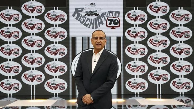 Carlo Conti riporta in televisione la magia del ‘Rischiatutto’