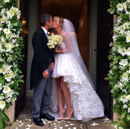 Alessia Marcuzzi sposa a sorpresa: l'annuncio sui social network