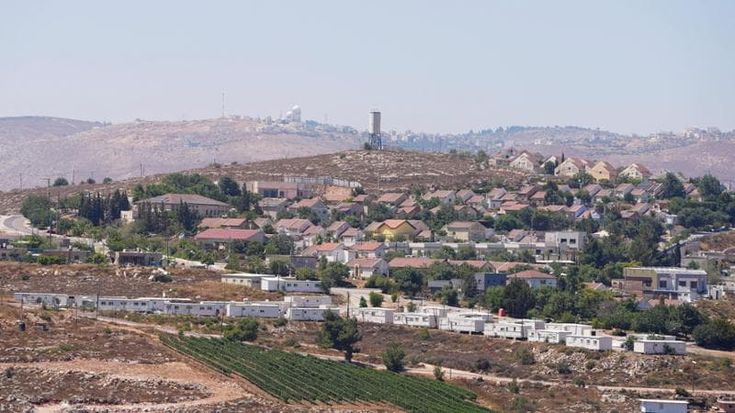La lettera di ex funzionari israeliani ed ebrei italiani: “Stop importazioni dai Territori occupati”