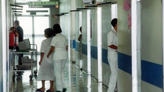 Bimba di 5 anni muore a Rimini, la procura apre un'inchiesta