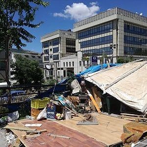 Potenza, ignoti smontano il gazebo degli "invisibili"
