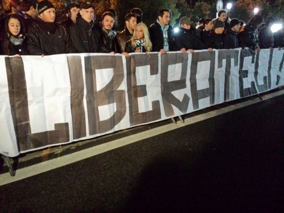 Lazio, sit-in tifosi alla Farnesina in sostegno dei fermati a Varsavia