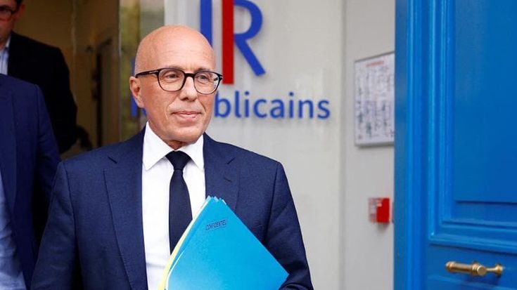 Francia, Eric Ciotti espulso dai Républicains: “Sono e resto il presidente del partito”