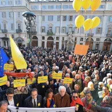 Sì Tav, rischio egemonia del centrodestra sulla manifestazione promossa dai centristi