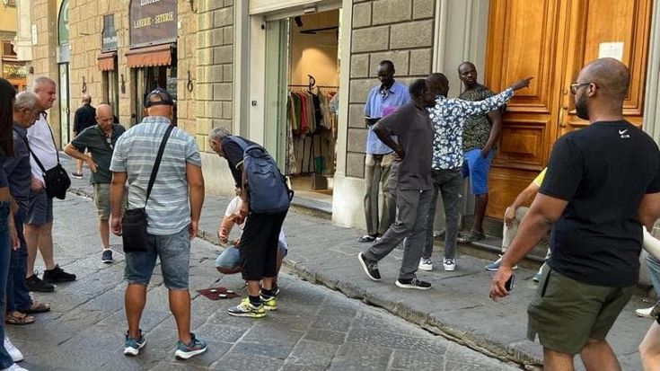 Firenze, continua la truffa delle tre carte per le strade del centro storico