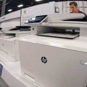 HP taglierà fino a 9000 posti. Mercato di pc e stampanti è in crisi