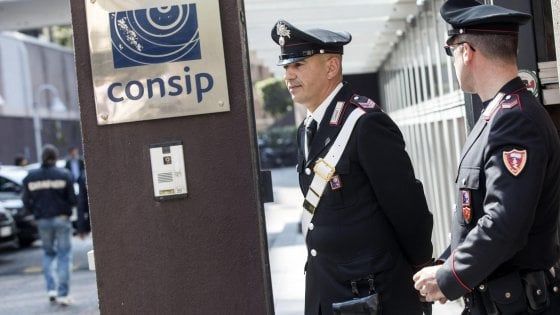Manovra, la norma ingrassa-corrotti risveglia la coscienza legalitaria del M5S
