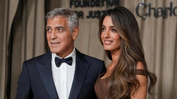 Francia, cittadinanza a George e Amal Clooney. E la privacy e Trump li spingono all’addio agli Usa
