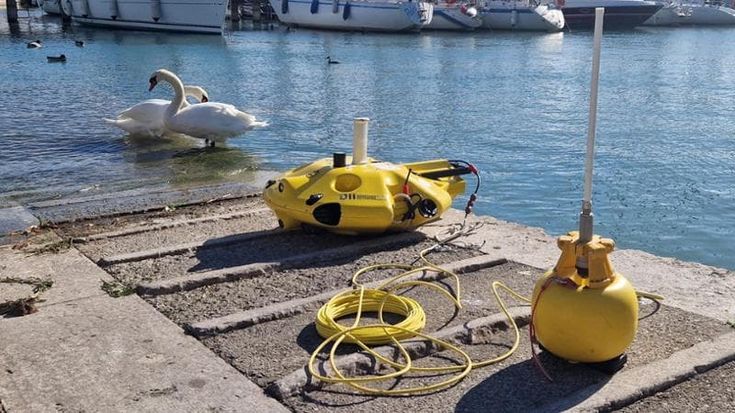 Zeno, il robot subacqueo usato dal Wwf per mappare i rifiuti sul fondale del lago di Garda