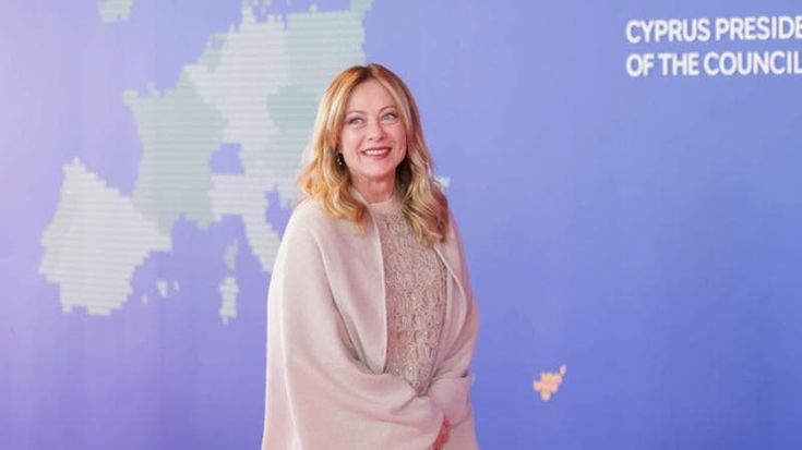 Meloni: “Non ho sentito Trump, rafforzare la Nato. Sugli aiuti distanze Ue ma non siamo soli”