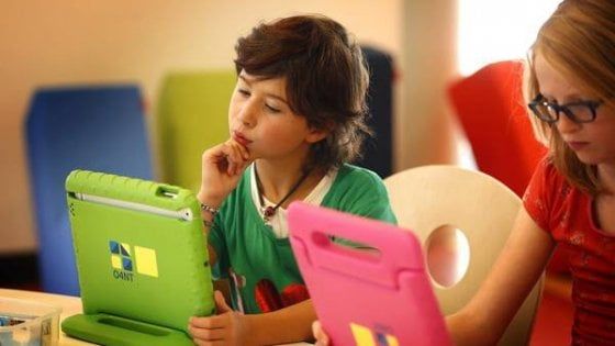 "Non demonizzate smartphone e tablet, non fanno male ai bambini"