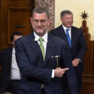 Governo, il sottosegretario Barra Caracciolo: "Non so se ho ancora le deleghe e l'incarico"