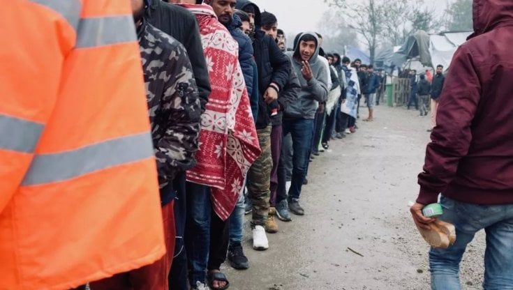 Bosnia, bimbo afgano annega mentre tenta di raggiungere la Croazia