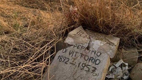 Foggia, distrutta la stele di Di Vittorio nel giorno della nascita del sindacalista. La Cgil: "Gesto miserabile"