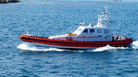 Brindisi, sub disperso e poi ritrovato morto: i carabinieri si immergono nel porto a caccia di prove