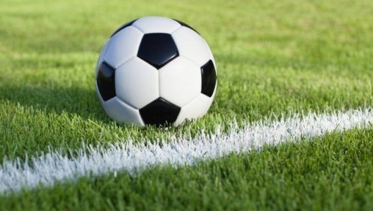 Offesa razzista a un giocatore, la squadra di Terza Categoria abbandona il campo