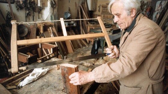 Il crollo dell'artigianato lungo la via Emilia