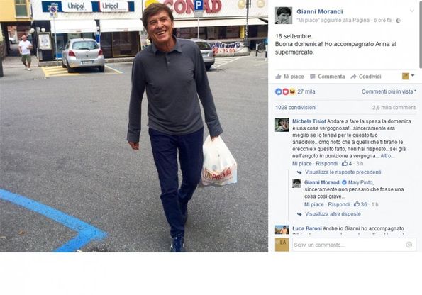 Morandi e la spesa di domenica, i fan: "Vergogna, pensa ai lavoratori". Ironia sul viaggio in treno...