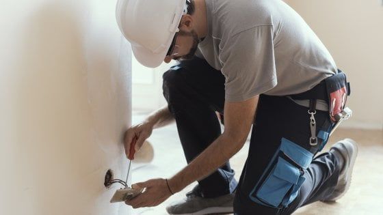 Impianti elettrici obsoleti: un bonus ai condomìni per rinnovarli