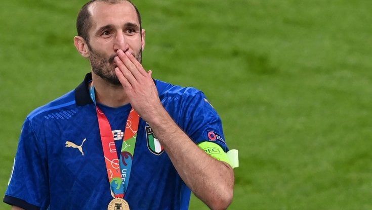 Chiellini, ultima in Nazionale: "Bastoni il futuro, felice che Mancini sia rimasto. Bonucci sarà un gran capitano"