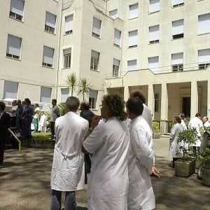 I medici in sciopero, domani saltano 40mila operazioni