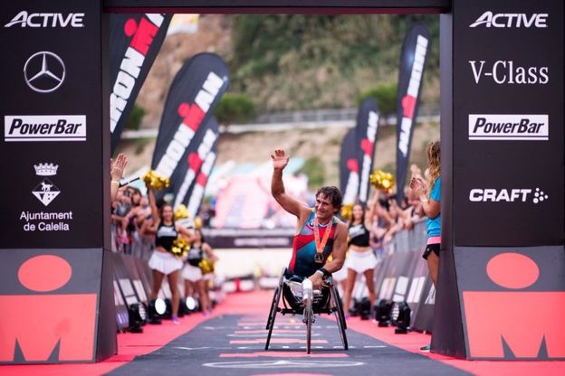Zanardi da record: è il primo paratleta ad abbattere il muro delle 9 ore nell'Iron Man