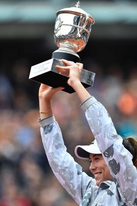 Tennis, Roland Garros: Muguruza nuova regina di Parigi, battuta Serena Williams