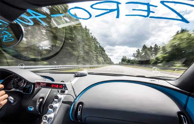 Bugatti Chiron da record, "0-400-0" in 42 secondi