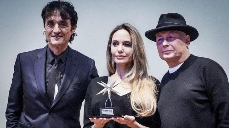 Angelina Jolie: “Sempre più violenza su donne e bambini, la situazione ormai è normalizzata”