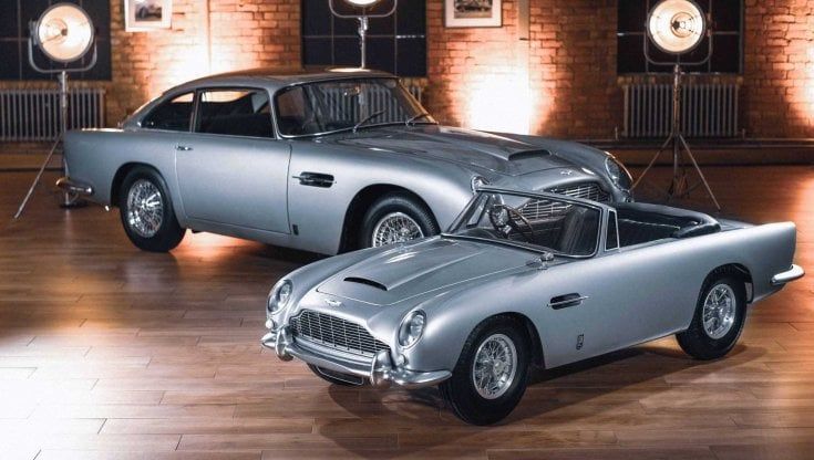La DB5 di 007 diventa un modello in scala da 100 mila euro