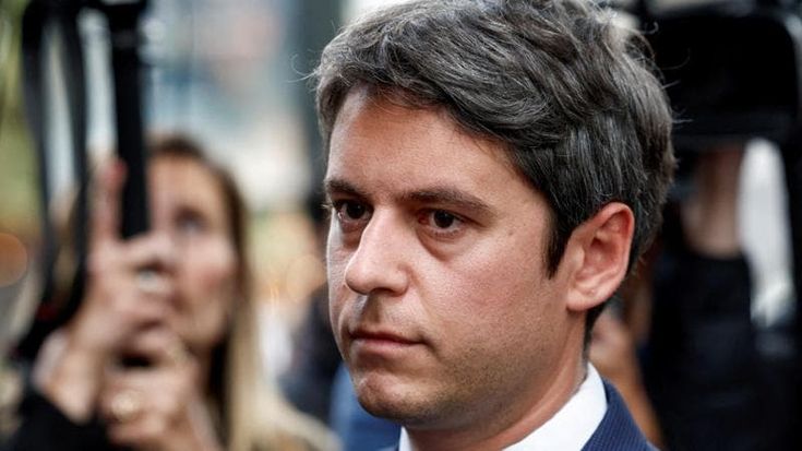Francia, Attal si candida alle presidenziali del 2027: “Amo profondamente questo Paese”
