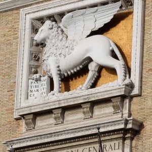 Generali guarda all'espansione in Europa centrale: trattative con MetLife