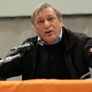 Don Luigi Ciotti: "La nostra democrazia ha troppi segreti, così permette alle mafie di crescere"