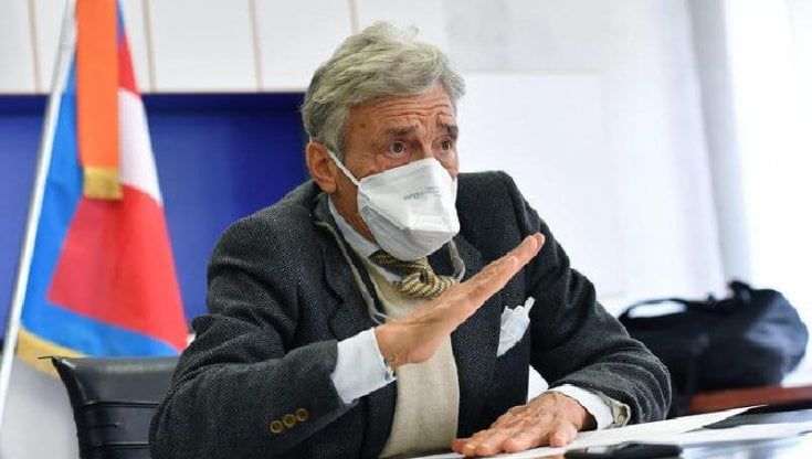 L'ex pm Rinaudo chiama a rapporto i medici no vax: "Prima delle sanzioni è giusto confrontarsi"