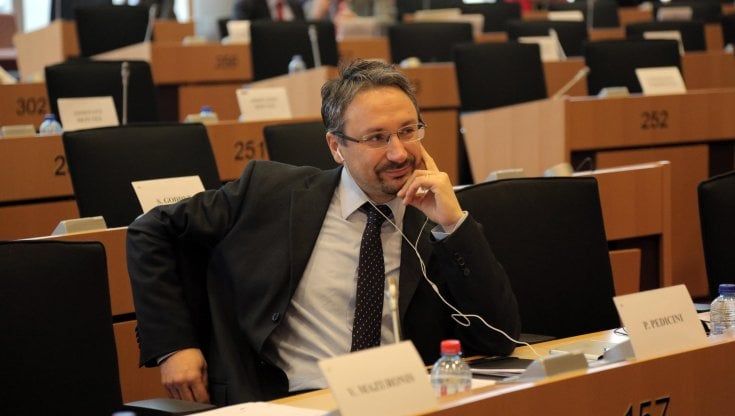 M5S, quattro europarlamentari dissidenti abbandonano il gruppo a Bruxelles
