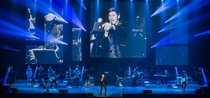 Gianni Morandi, show-evento a Verona. "Smettere? Mai, finché avrò la forza"