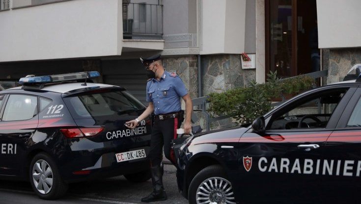 Rapine violente a Catania e in provincia, bandito incastrato dalla maglietta "Narcos"