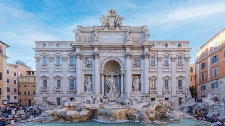 Fontana di Trevi a pagamento: due euro dal primo febbraio (dalle 9 alle 22)