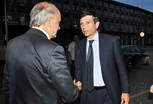 Il ministro Lupi alla festa del Pd<br />"Compensazioni per 10 milioni"