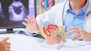 Tumore della prostata, 30 domande da fare al medico per capire cure, effetti e qualità di vita