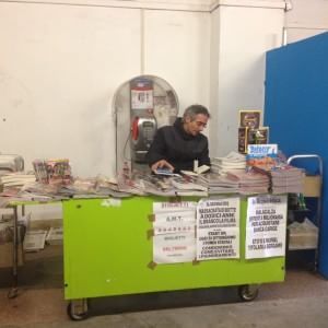 Stazione di Brignole, l'edicola su quattro ruote