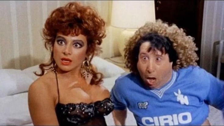 Carmen Russo: “Da poco avevo ringraziato Alvaro Vitali. Da giovanissima mi aveva aiutato sui set”