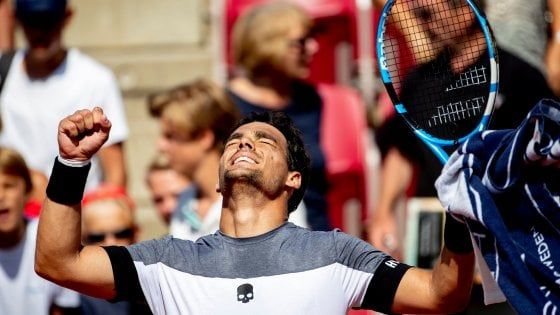 Tennis, grande Italia: a Bastad trionfo Fognini, a Umago vince Cecchinato