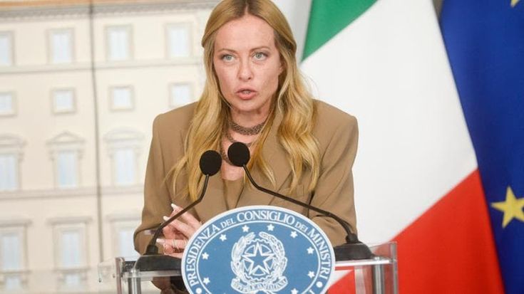 Meloni gioca sulla data del voto per mettere in crisi gli avversari