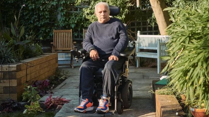 Hanif Kureishi: “Sono morto senza morire”
