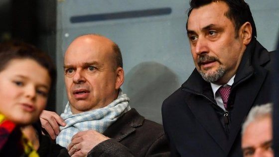 Milan, aumenta la distanza tra Fassone e Mirabelli. E gli ultrà si schierano con il ds