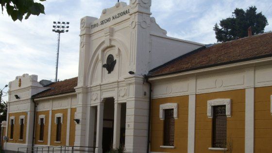 Dramma nel poligono di Pavia, 25enne appena iscritto in fin di vita per un colpo alla testa