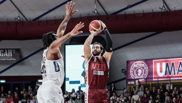 Basket, Trento e Brescia vincono gli anticipi in trasferta di un punto